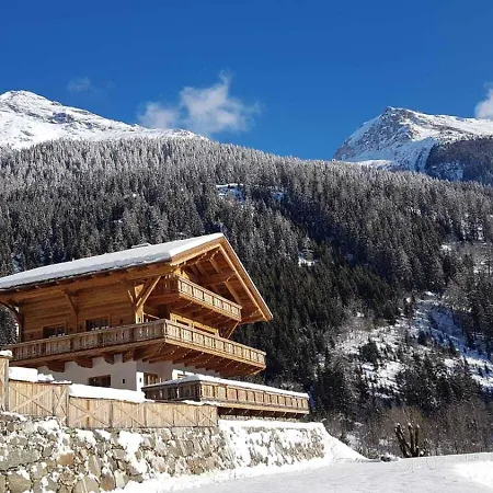Hideaway Eggerfeld Chalet